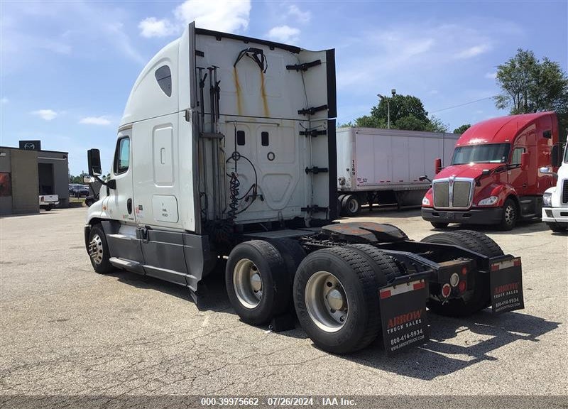 2017 FREIGHTLINER CASCADIA 125 VIN: 3AKJGLDR0HSGV8180