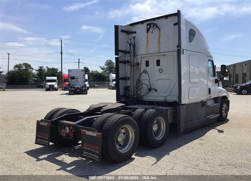 2017 FREIGHTLINER CASCADIA 125 VIN: 3AKJGLDR0HSGV8180