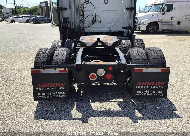 2017 FREIGHTLINER CASCADIA 125 VIN: 3AKJGLDR0HSGV8180