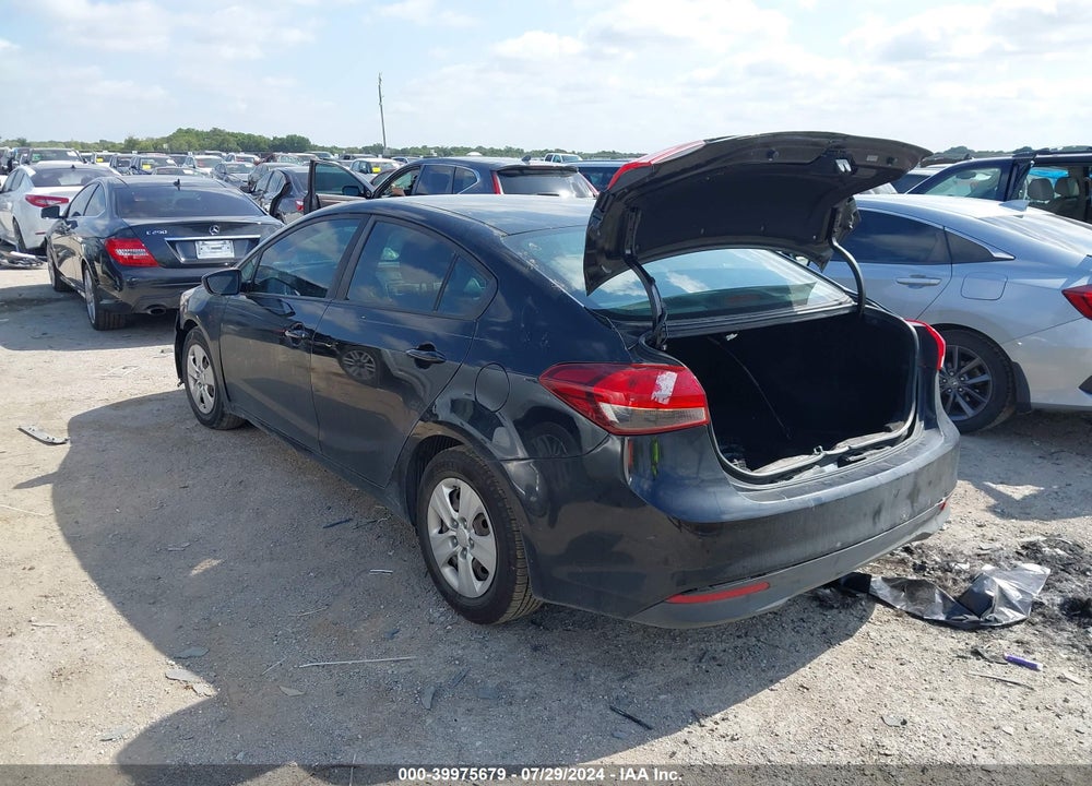 2017 KIA FORTE LX VIN: 3KPFK4A77HE107752