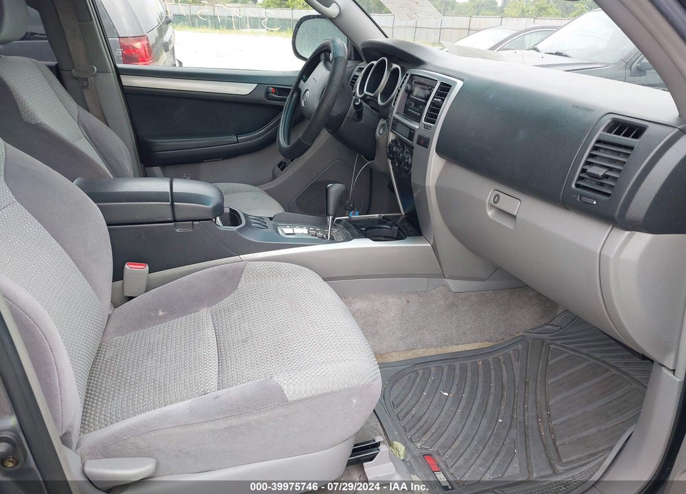 2003 TOYOTA 4RUNNER SR5 V8 VIN: JTEZT14R530009192