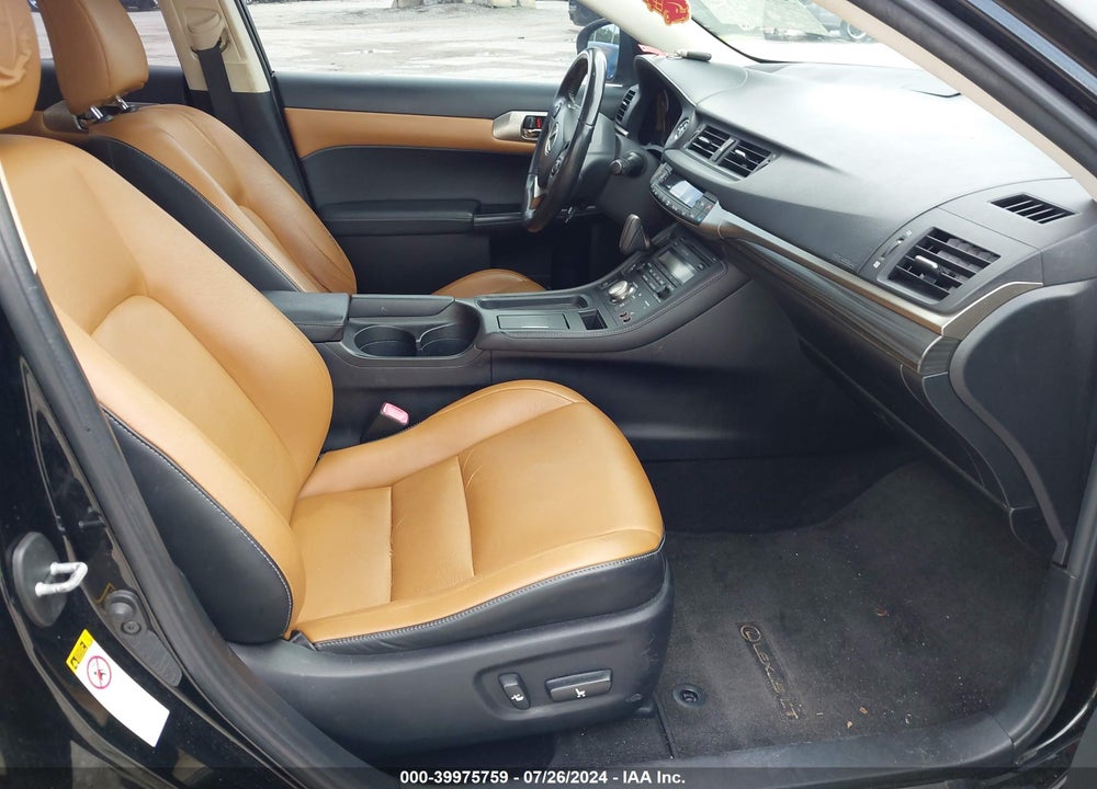 2014 LEXUS CT 200H VIN: JTHKD5BHXE2174200