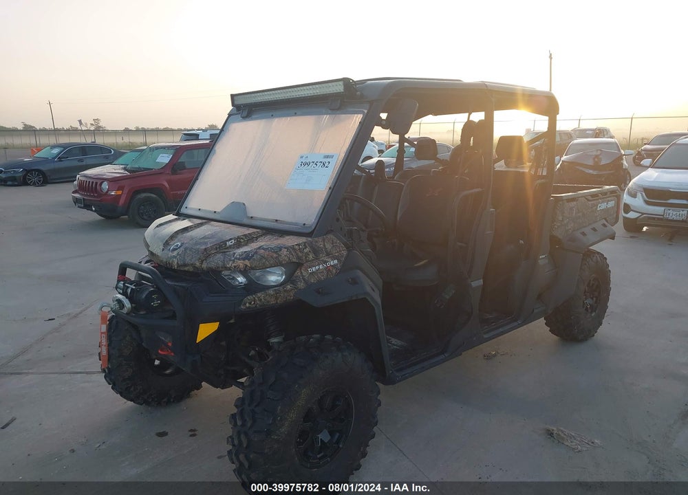 2020 CAN-AM DEFENDER MAX X MR HD10 VIN: 3JBUAAX42LK000689