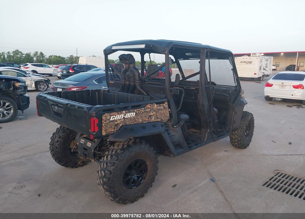 2020 CAN-AM DEFENDER MAX X MR HD10 VIN: 3JBUAAX42LK000689