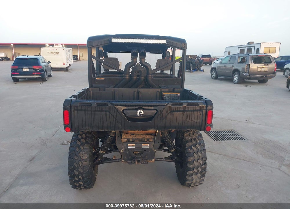 2020 CAN-AM DEFENDER MAX X MR HD10 VIN: 3JBUAAX42LK000689
