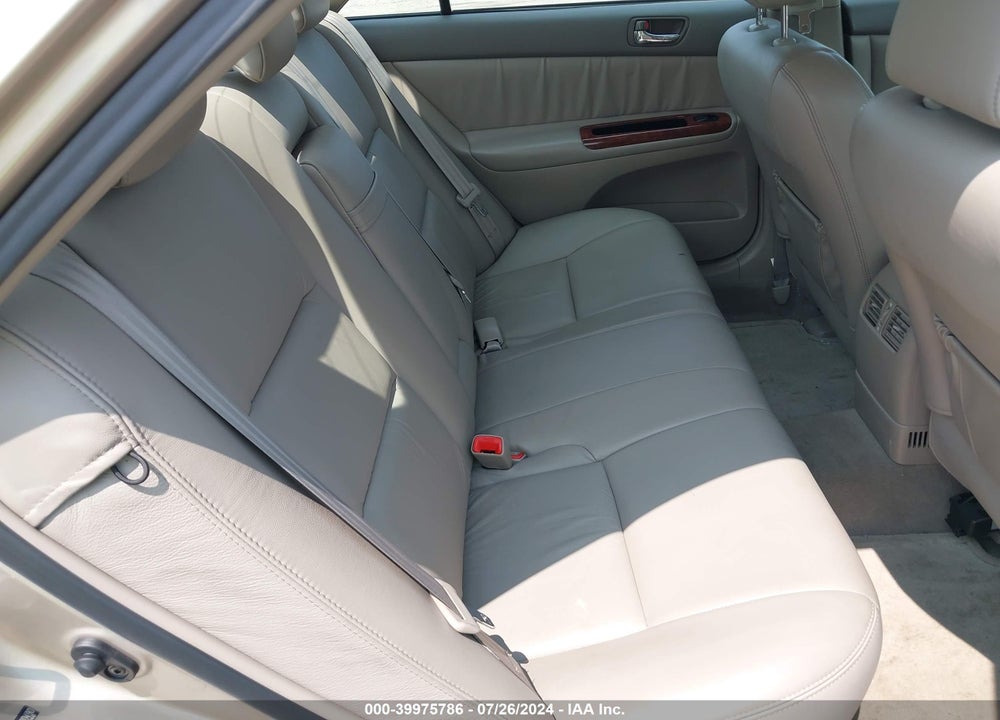 2005 TOYOTA CAMRY XLE V6 VIN: 4T1BF30KX5U620490