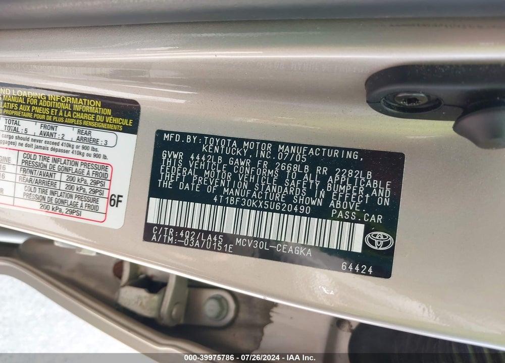 2005 TOYOTA CAMRY XLE V6 VIN: 4T1BF30KX5U620490
