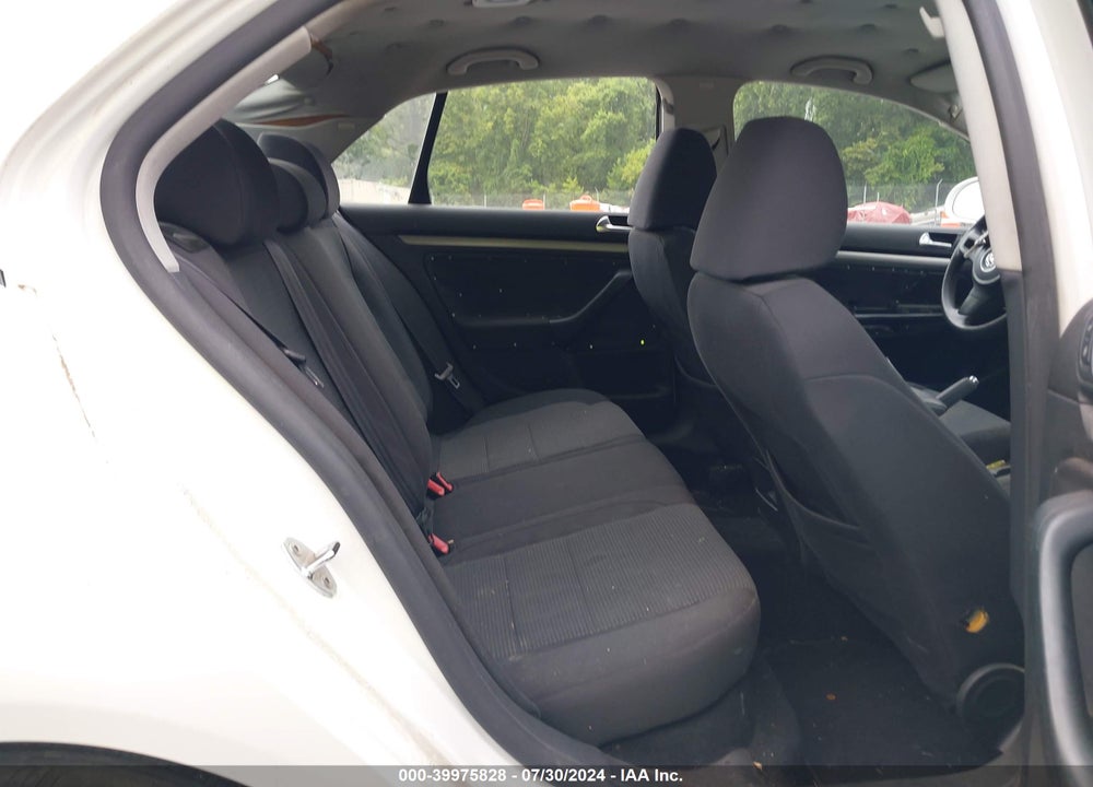 2010 VOLKSWAGEN JETTA S VIN: 3VWJZ7AJ2AM014858