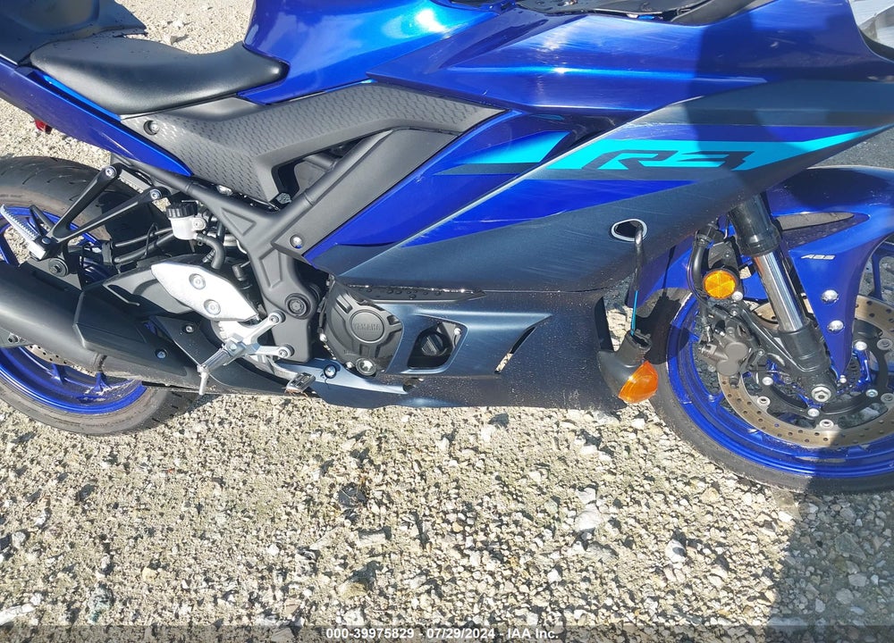2024 YAMAHA YZFR3 A VIN: MH3RH18Y1RK015612
