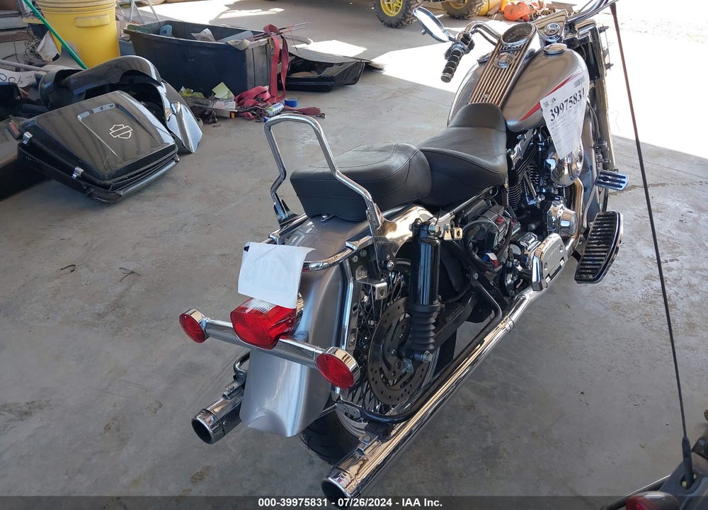 2000 HARLEY-DAVIDSON FLHRI VIN: 1HD1FBW31YY639824