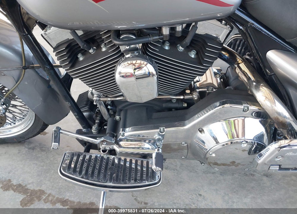 2000 HARLEY-DAVIDSON FLHRI VIN: 1HD1FBW31YY639824