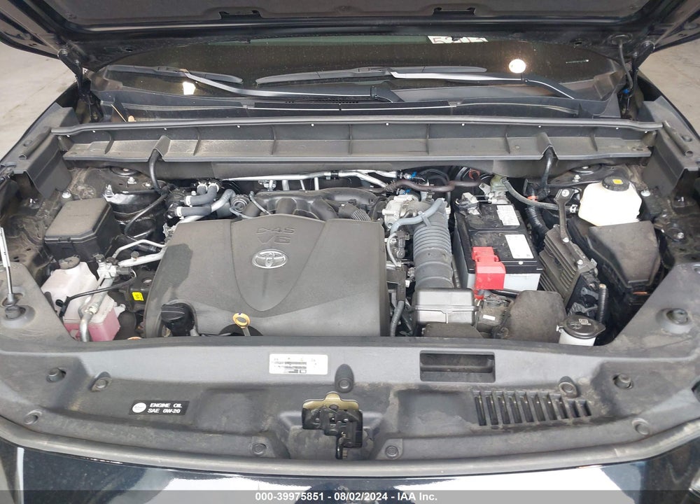 2022 TOYOTA HIGHLANDER XLE VIN: 5TDHZRBH4NS245288