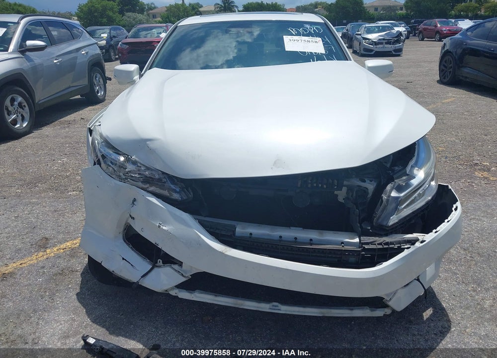 2017 HONDA ACCORD TOURING V6 VIN: 1HGCR3F9XHA016157