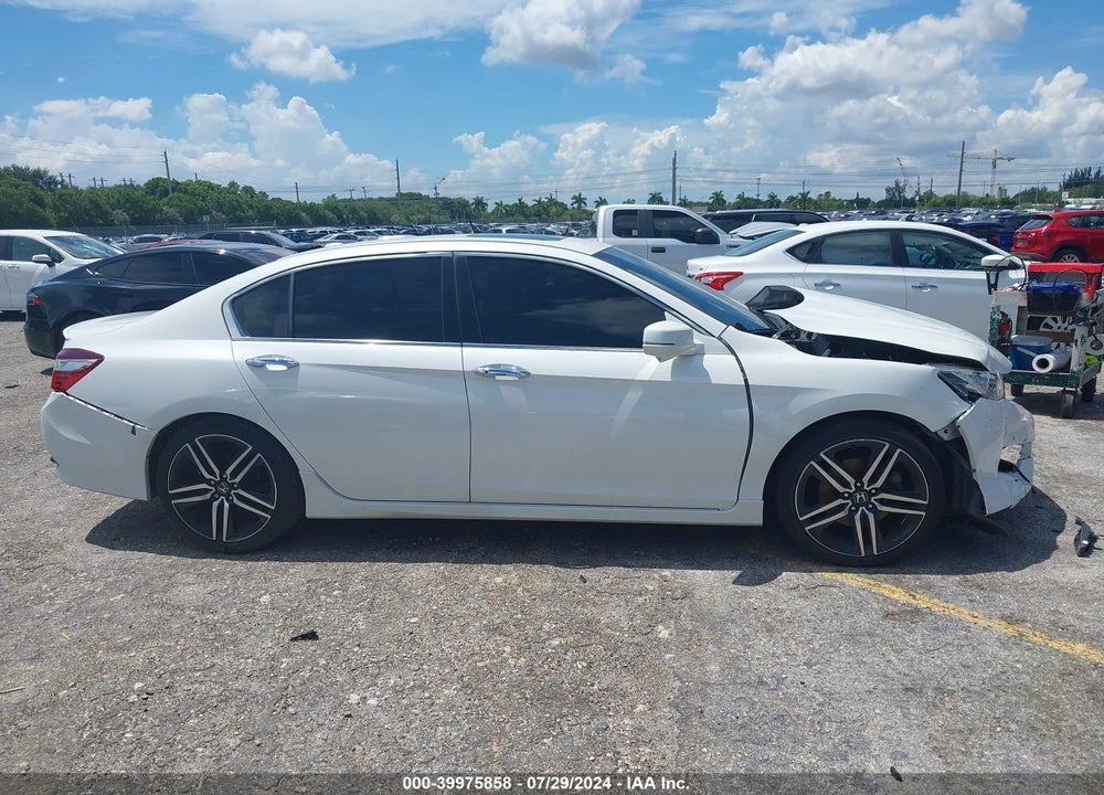 2017 HONDA ACCORD TOURING V6 VIN: 1HGCR3F9XHA016157