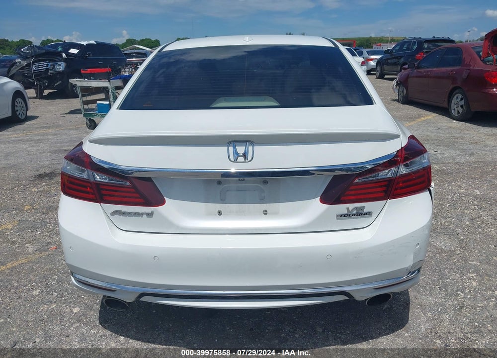 2017 HONDA ACCORD TOURING V6 VIN: 1HGCR3F9XHA016157