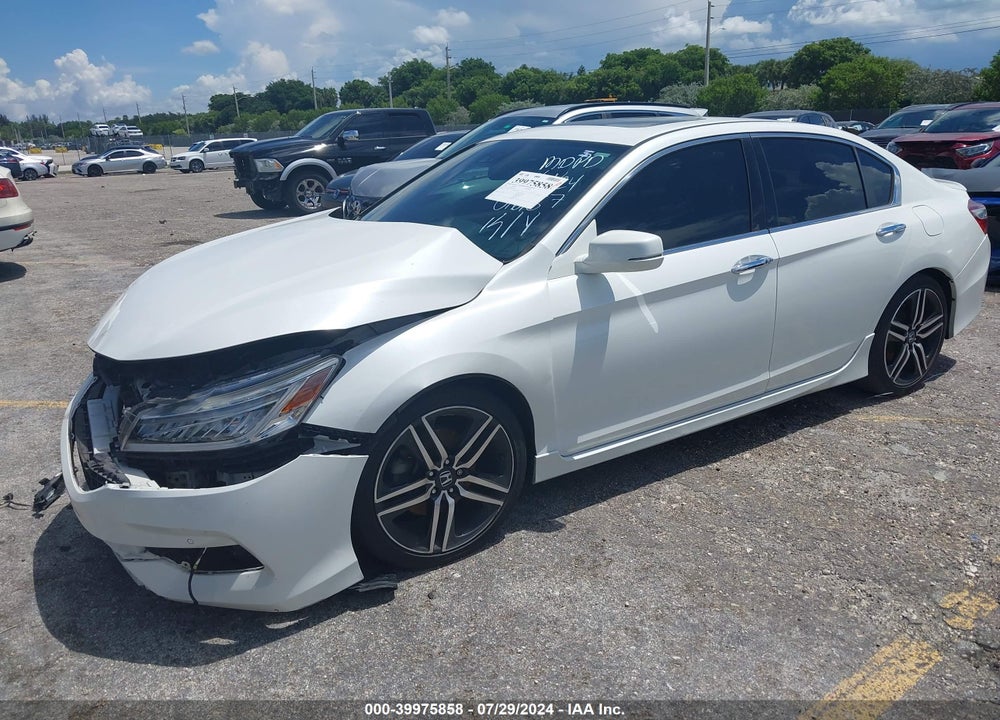 2017 HONDA ACCORD TOURING V6 VIN: 1HGCR3F9XHA016157