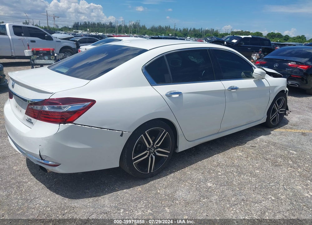 2017 HONDA ACCORD TOURING V6 VIN: 1HGCR3F9XHA016157