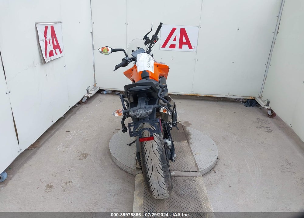 2019 KTM 790 DUKE VIN: VBKTU6401KM737958