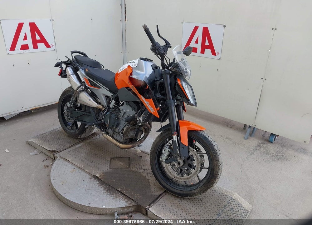 2019 KTM 790 DUKE VIN: VBKTU6401KM737958