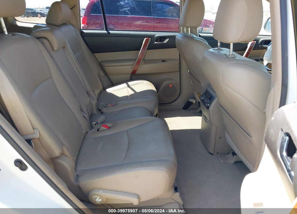 2009 TOYOTA HIGHLANDER LIMITED VIN: JTEDS42A892090200