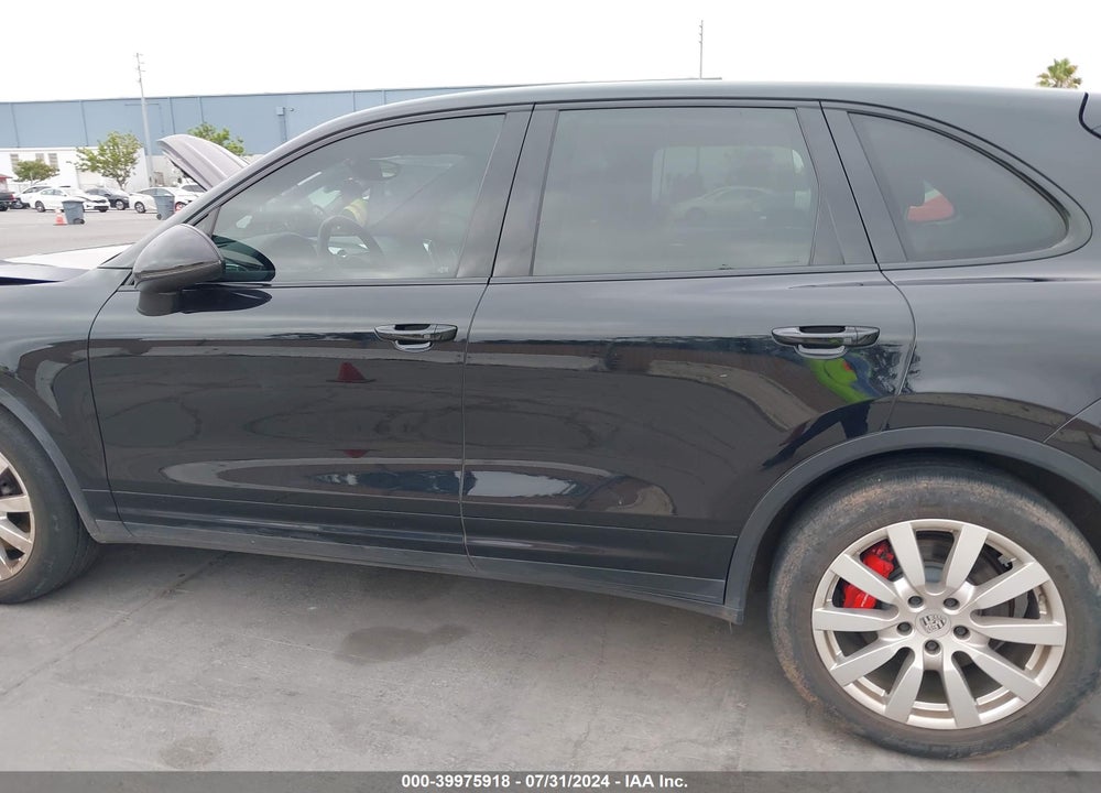 2015 PORSCHE CAYENNE TURBO VIN: WP1AC2A25FLA80604
