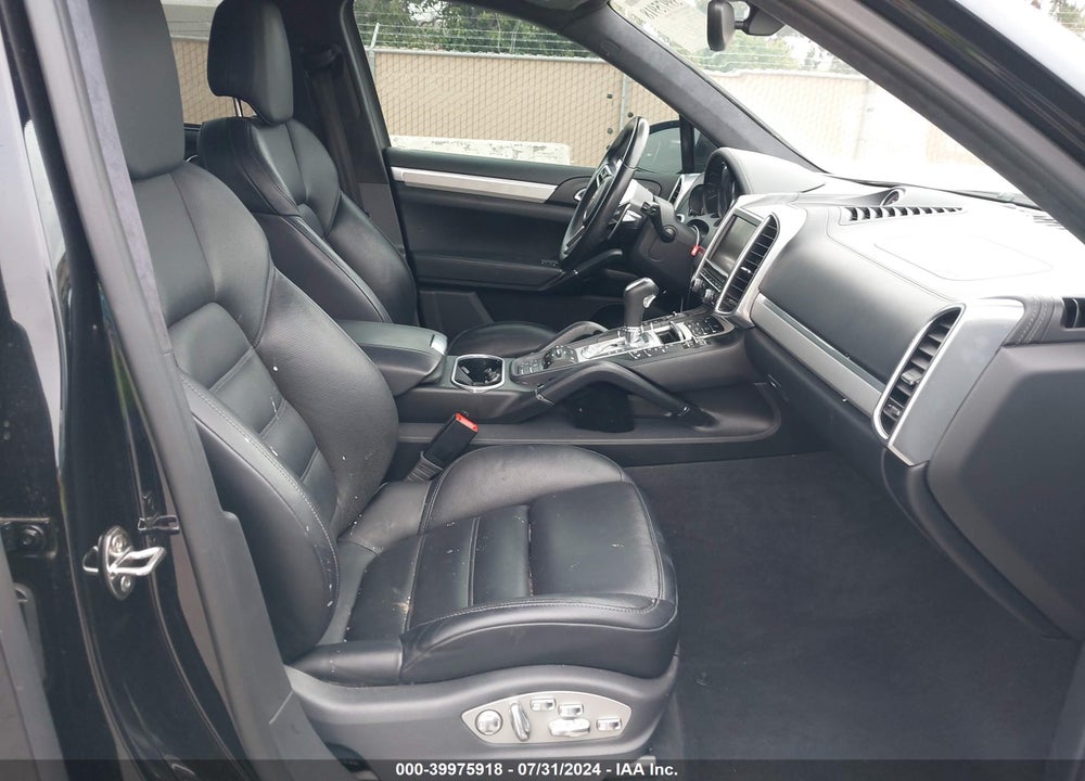 2015 PORSCHE CAYENNE TURBO VIN: WP1AC2A25FLA80604