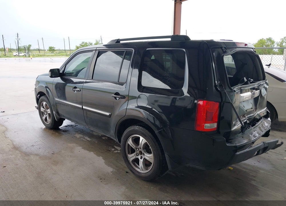 2010 HONDA PILOT TOURING VIN: 5FNYF3H90AB007734