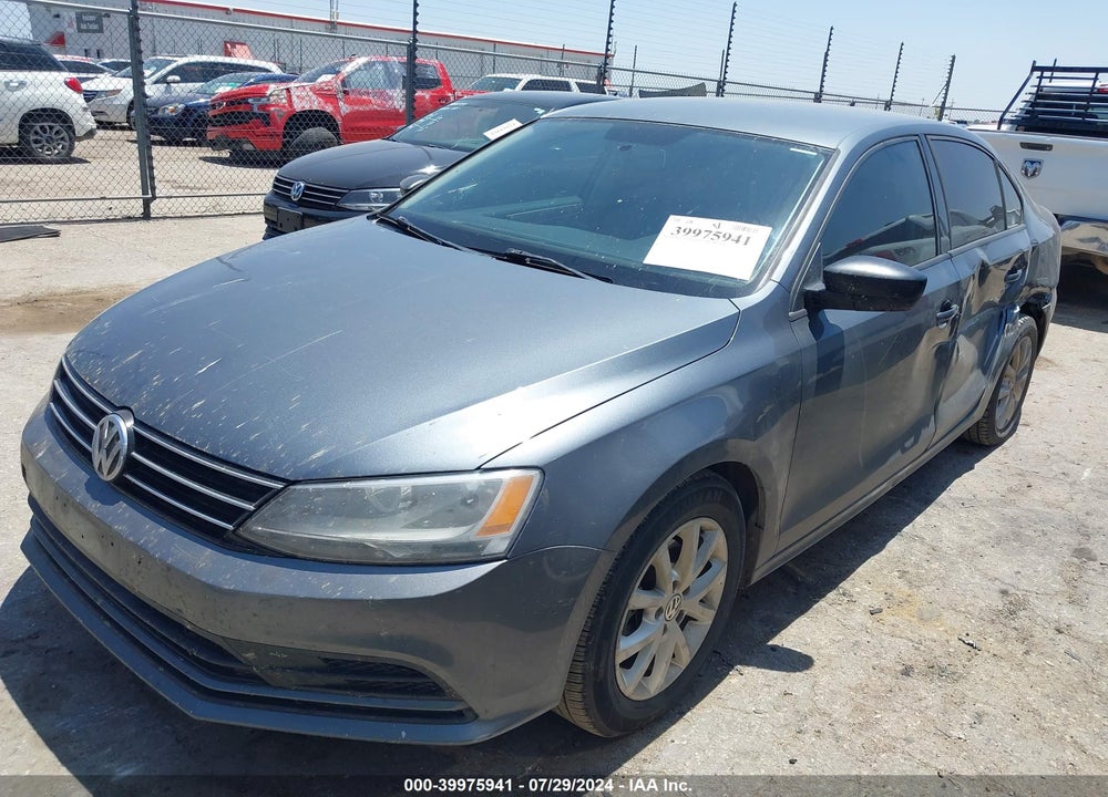 2015 VOLKSWAGEN JETTA 1.8T SE VIN: 3VWD17AJXFM225138