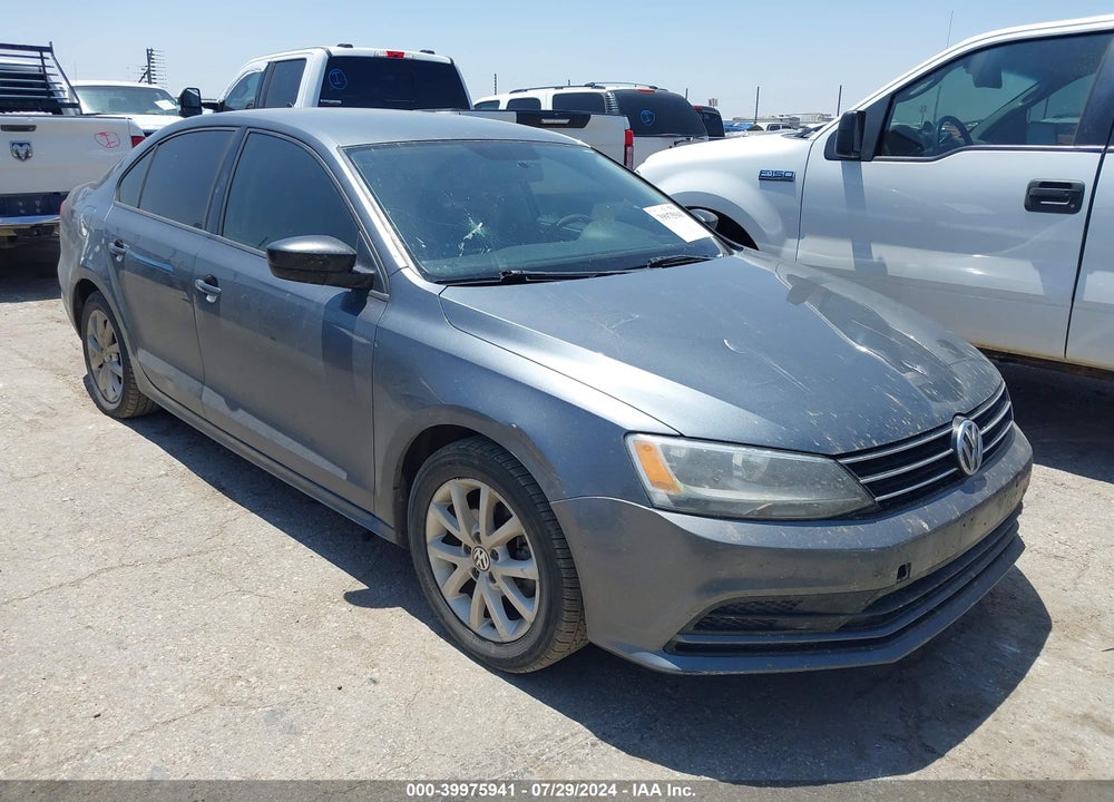 2015 VOLKSWAGEN JETTA 1.8T SE VIN: 3VWD17AJXFM225138