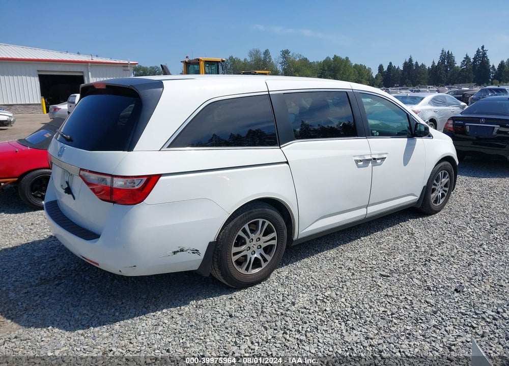 2011 HONDA ODYSSEY EX VIN: 5FNRL5H48BB007740