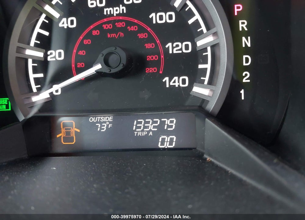 2011 HONDA RIDGELINE RTL VIN: 5FPYK1F54BB011410