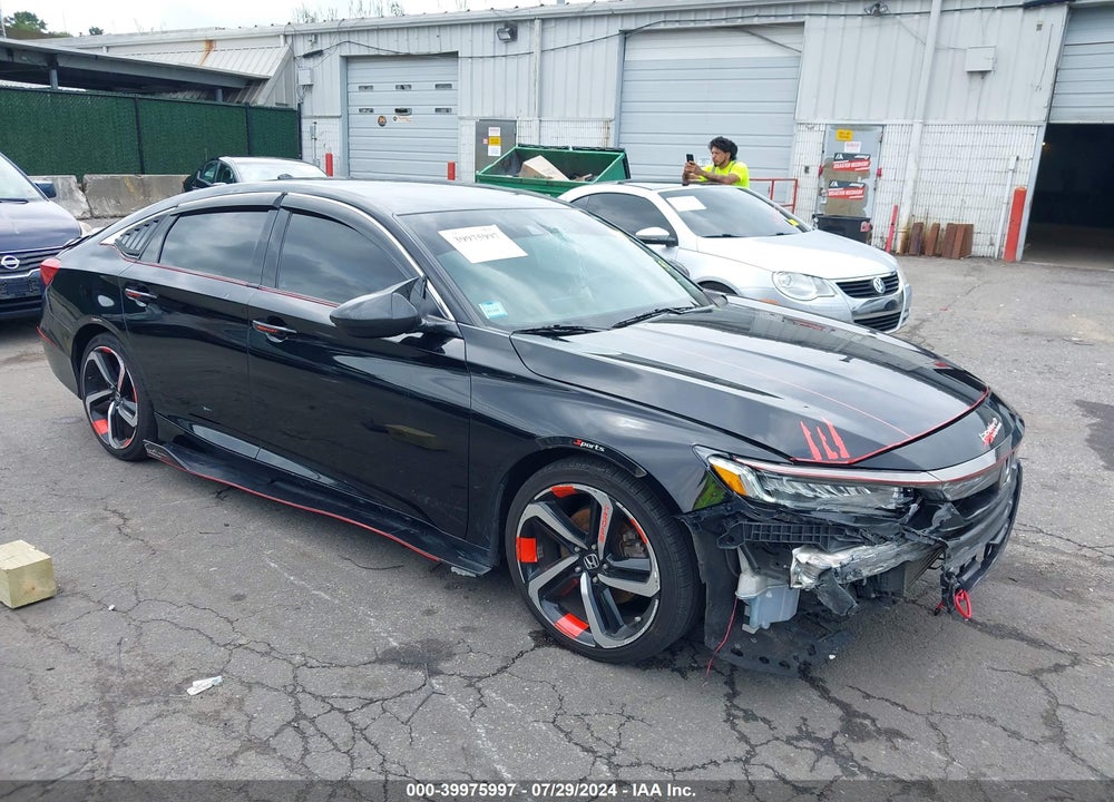 2018 HONDA ACCORD SPORT VIN: 1HGCV1F32JA133300