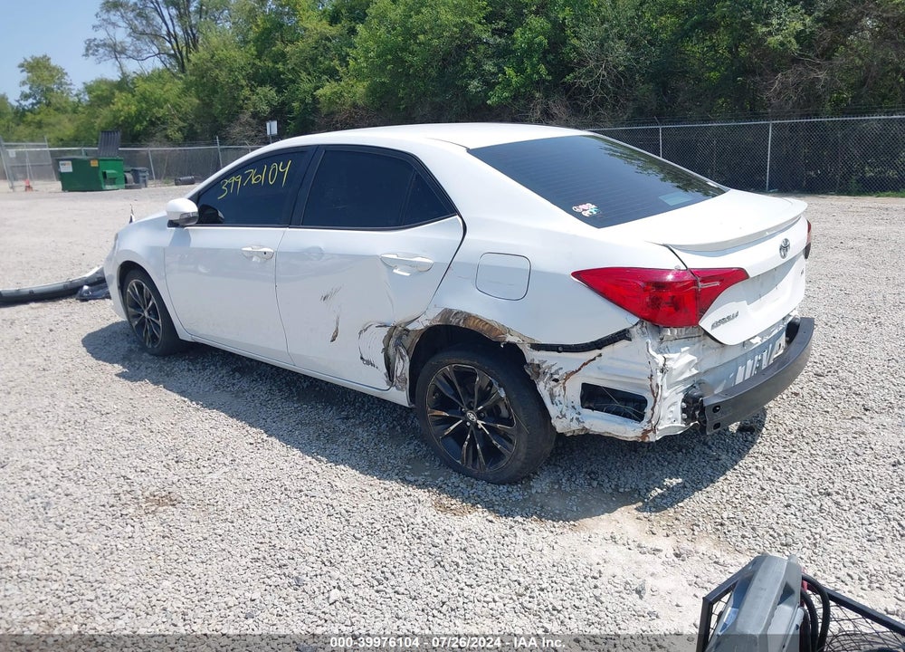 2018 TOYOTA COROLLA SE VIN: 2T1BURHE7JC029486
