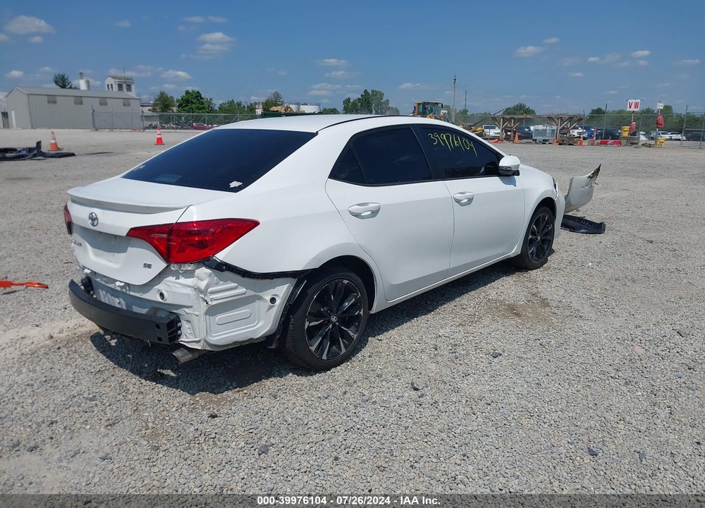 2018 TOYOTA COROLLA SE VIN: 2T1BURHE7JC029486