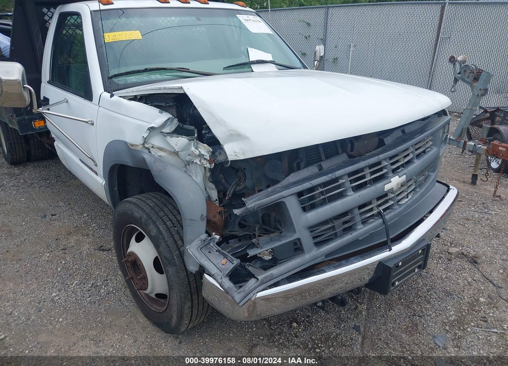 2002 CHEVROLET C3500 HD CHASSIS VIN: 3GBKC34G32M104253