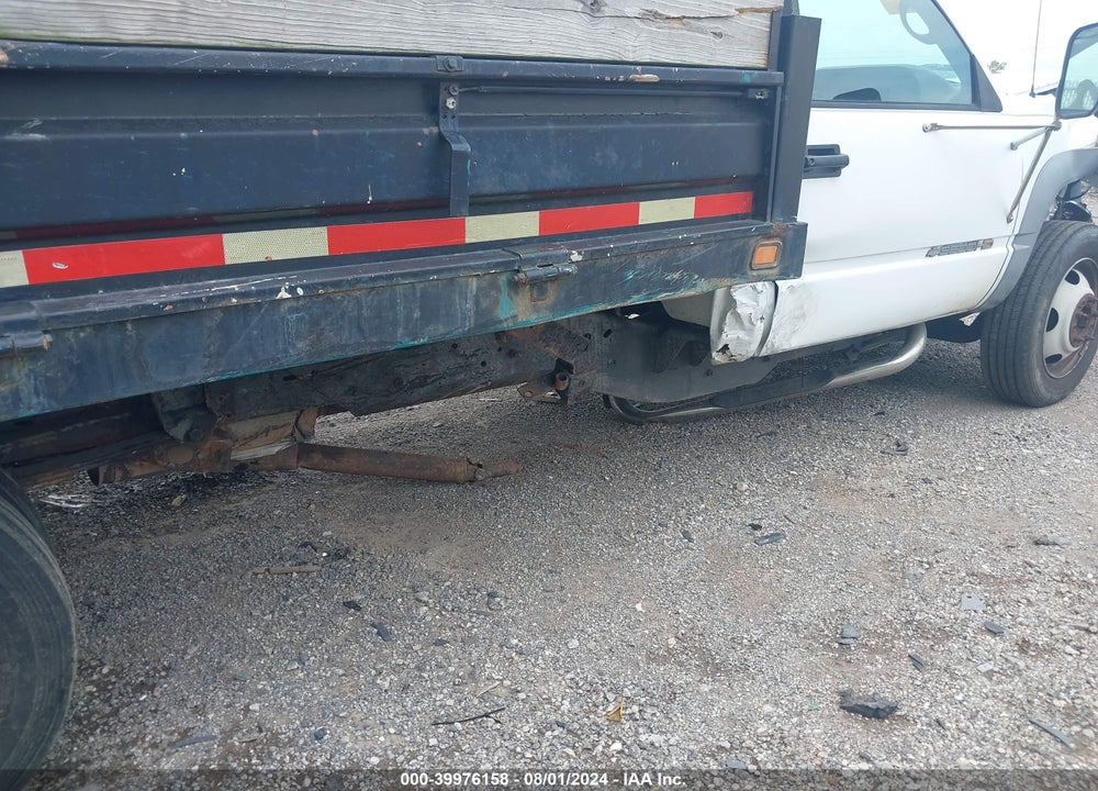 2002 CHEVROLET C3500 HD CHASSIS VIN: 3GBKC34G32M104253
