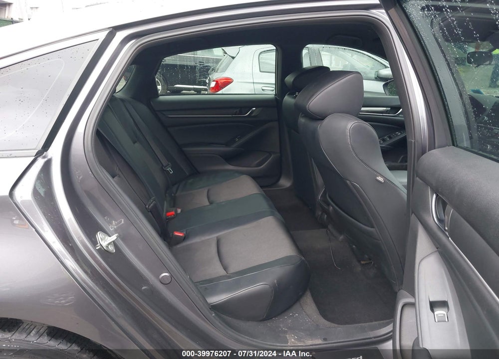 2018 HONDA ACCORD VIN: 1HGCV1F31JA008398