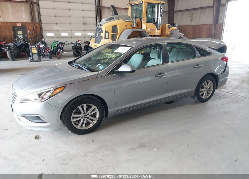2017 HYUNDAI SONATA VIN: 5NPE24AF9HH576467