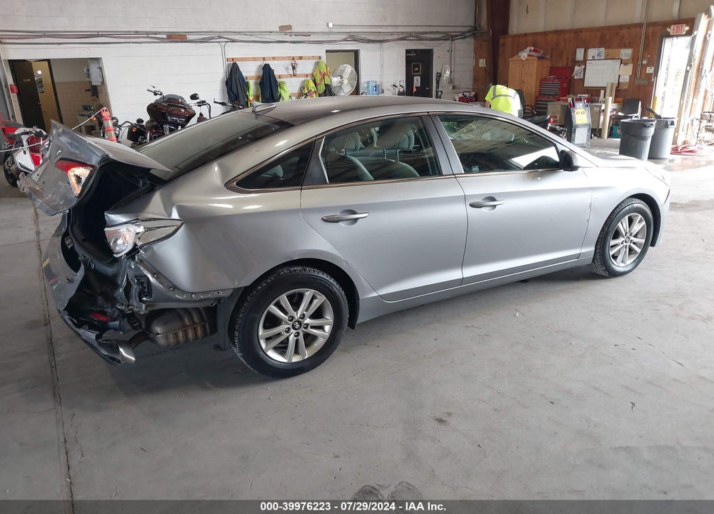 2017 HYUNDAI SONATA VIN: 5NPE24AF9HH576467
