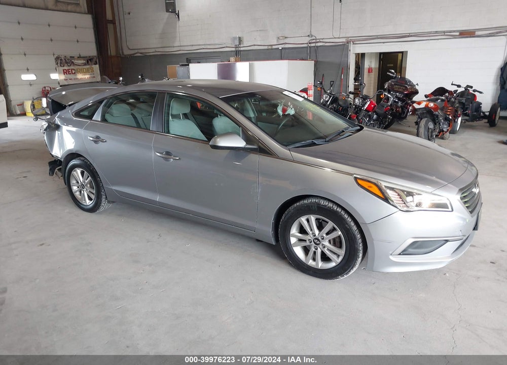 2017 HYUNDAI SONATA VIN: 5NPE24AF9HH576467