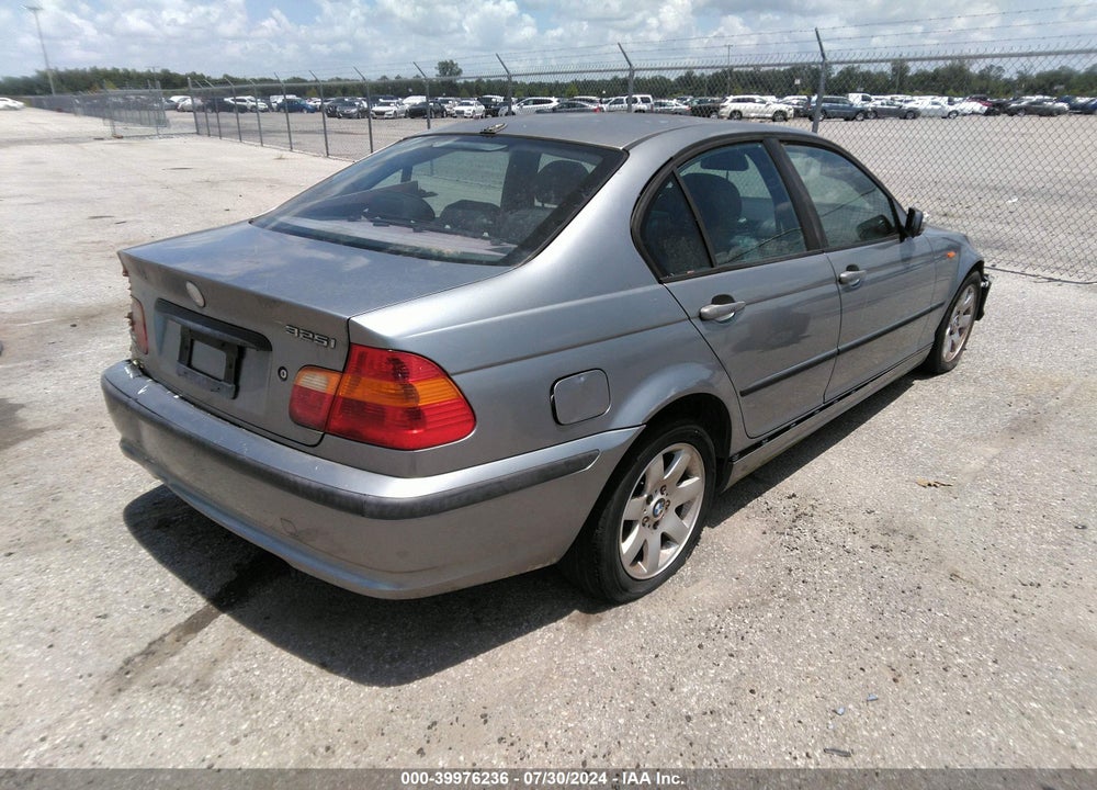 2005 BMW 325I VIN: WBAET37445NJ84874