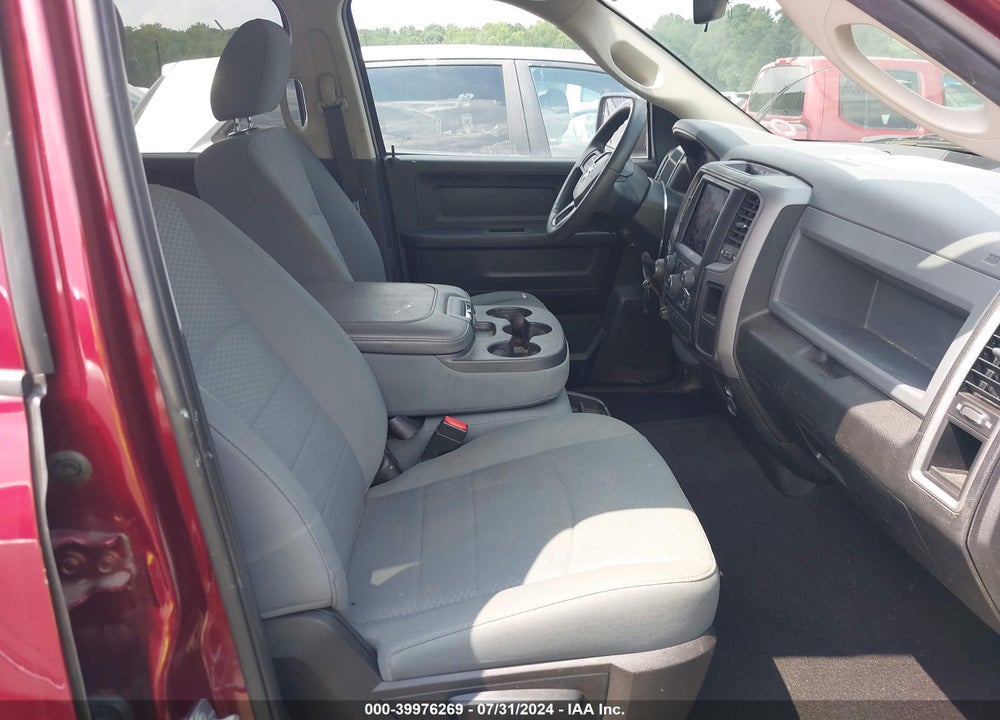 2019 RAM 1500 CLASSIC EXPRESS 4X2 5'7 BOX VIN: 1C6RR6KT3KS701900