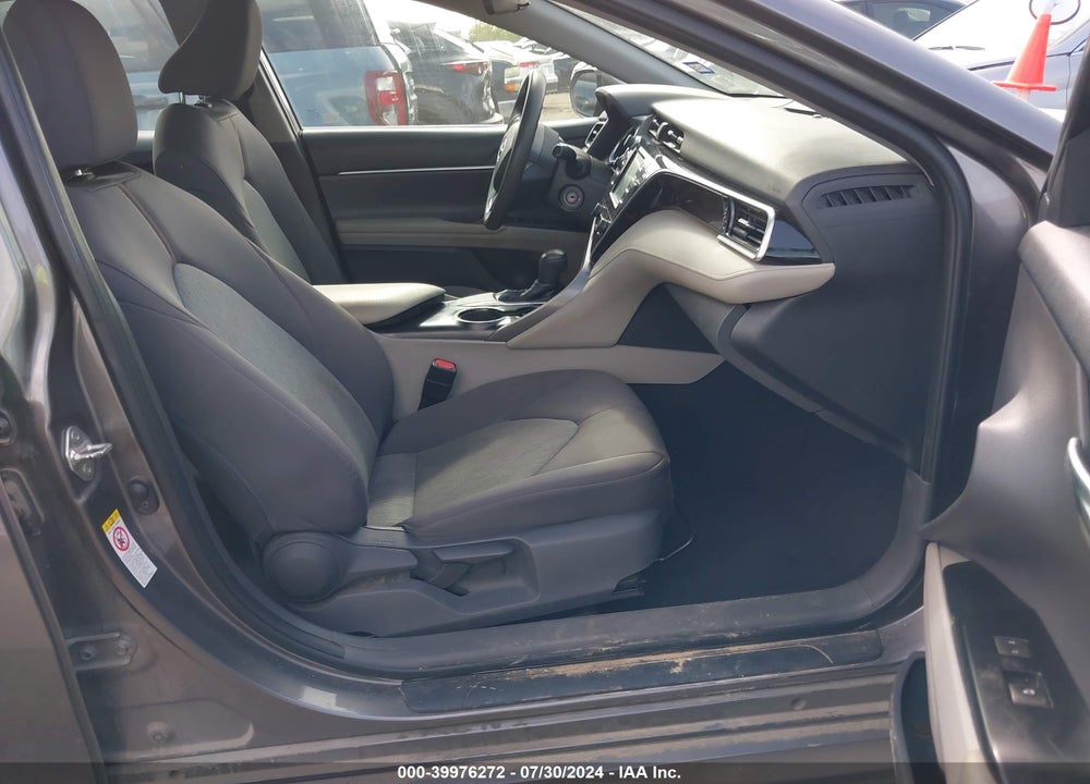 2018 TOYOTA CAMRY VIN: 4T1B11HK3JU529062