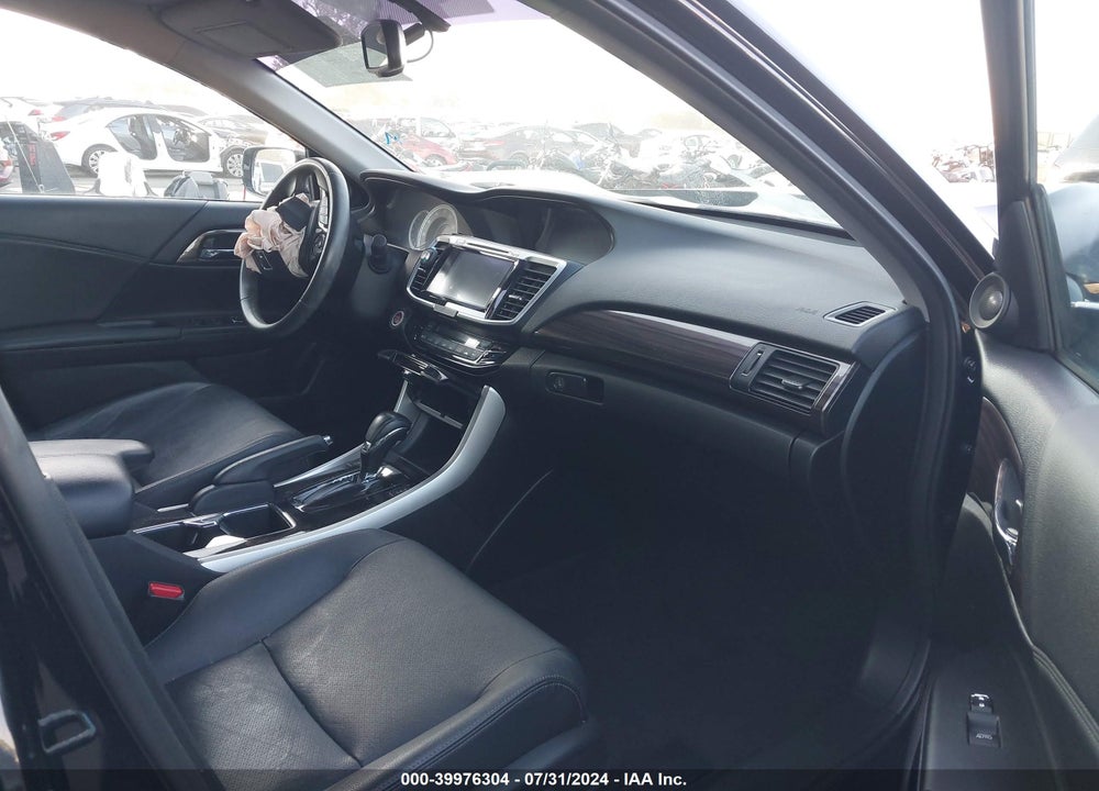 2016 HONDA ACCORD EX-L V-6 VIN: 1HGCR3F80GA001057