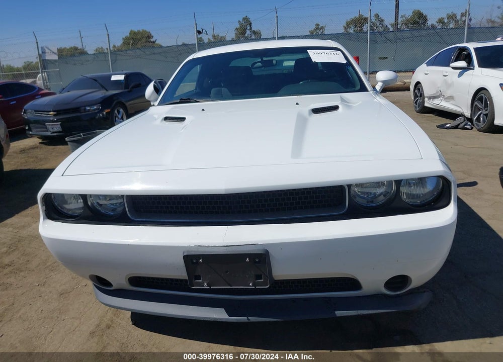 2014 DODGE CHALLENGER SXT VIN: 2C3CDYAG8EH302929