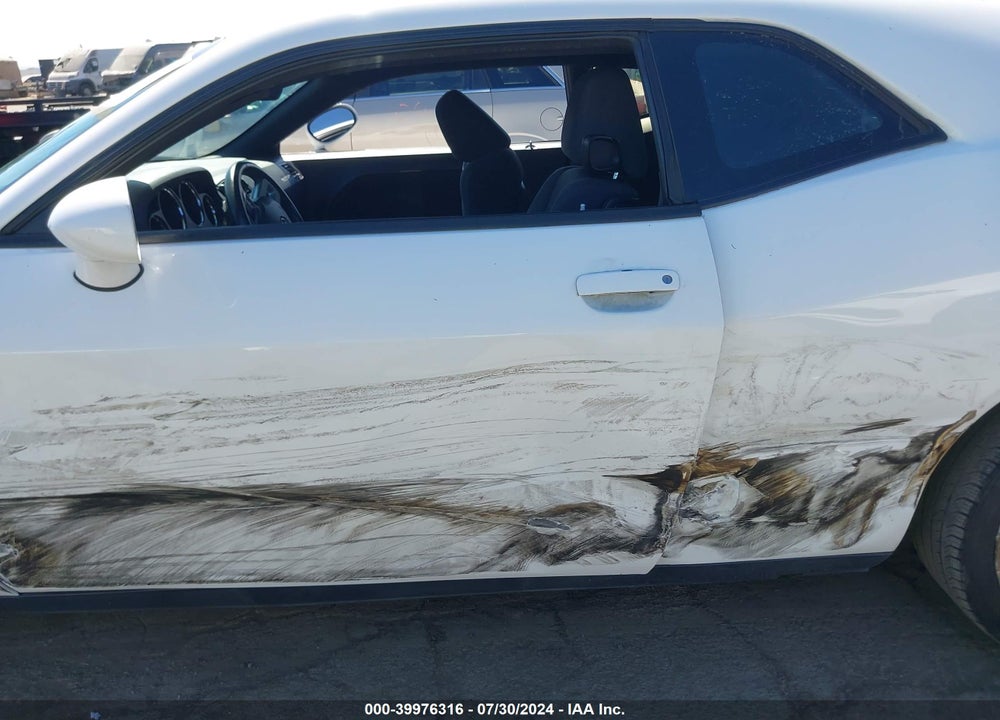 2014 DODGE CHALLENGER SXT VIN: 2C3CDYAG8EH302929