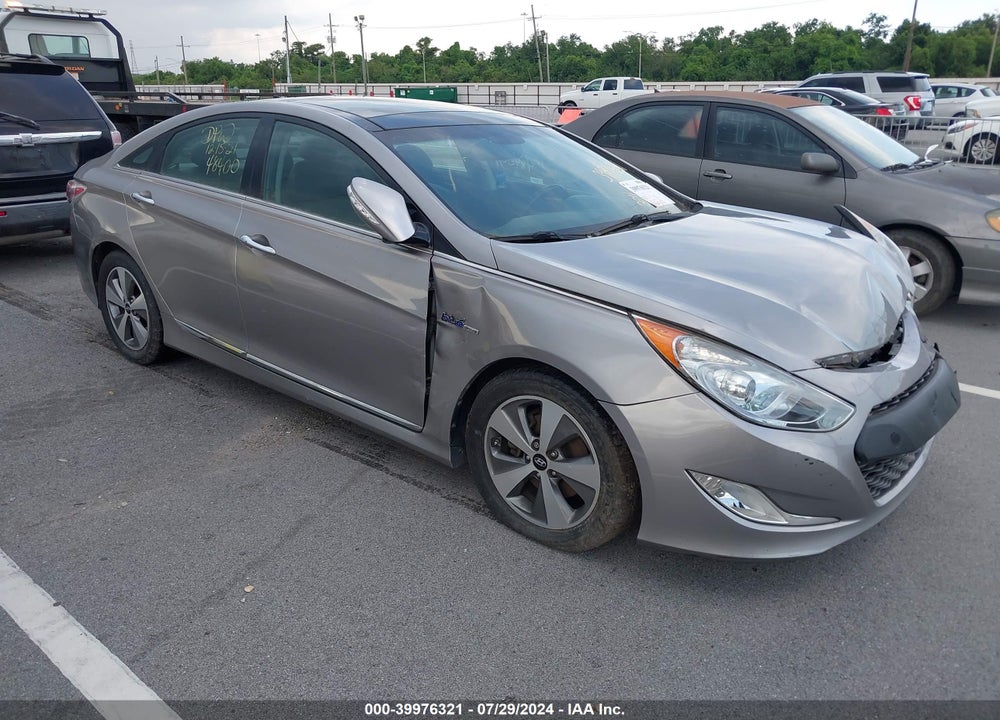 2011 HYUNDAI SONATA HYBRID VIN: KMHEC4A42BA013914