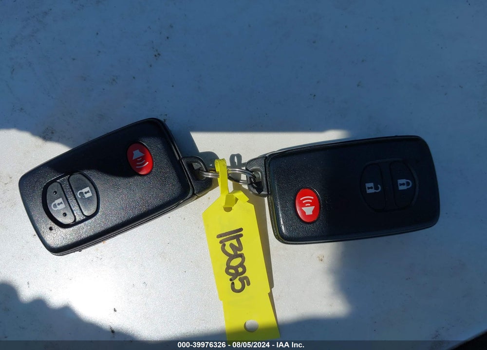 2011 TOYOTA PRIUS TWO VIN: JTDKN3DU9B5351195