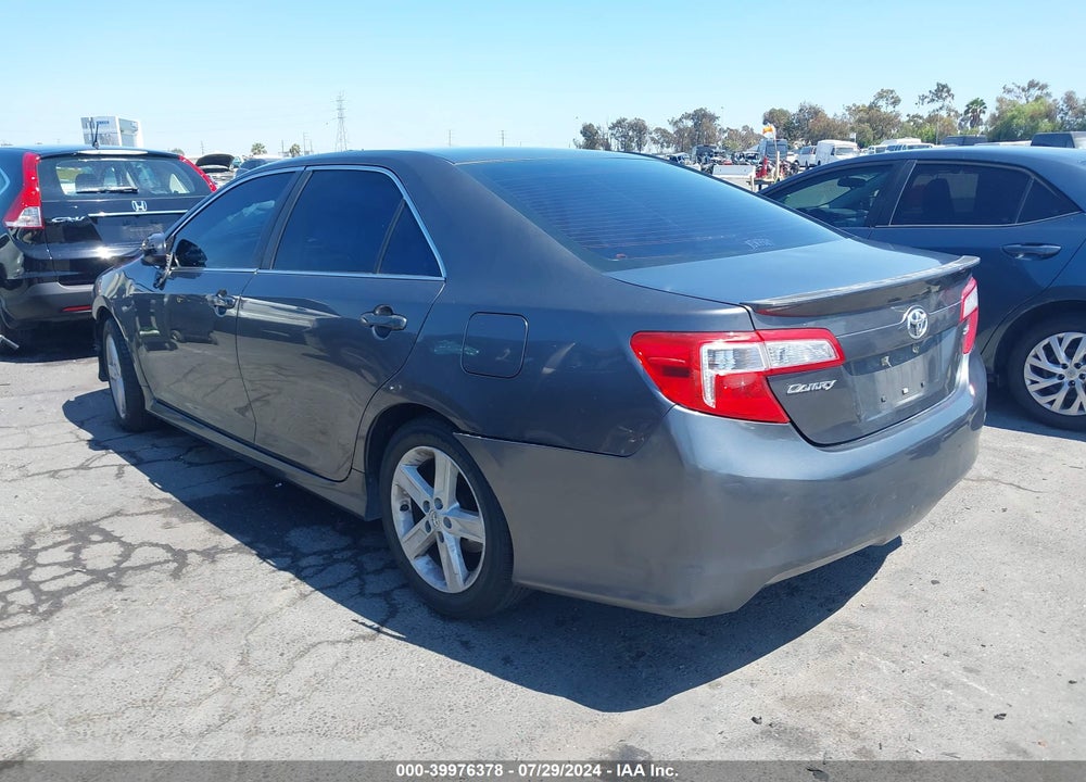 2013 TOYOTA CAMRY SE VIN: 4T1BF1FK0DU258213