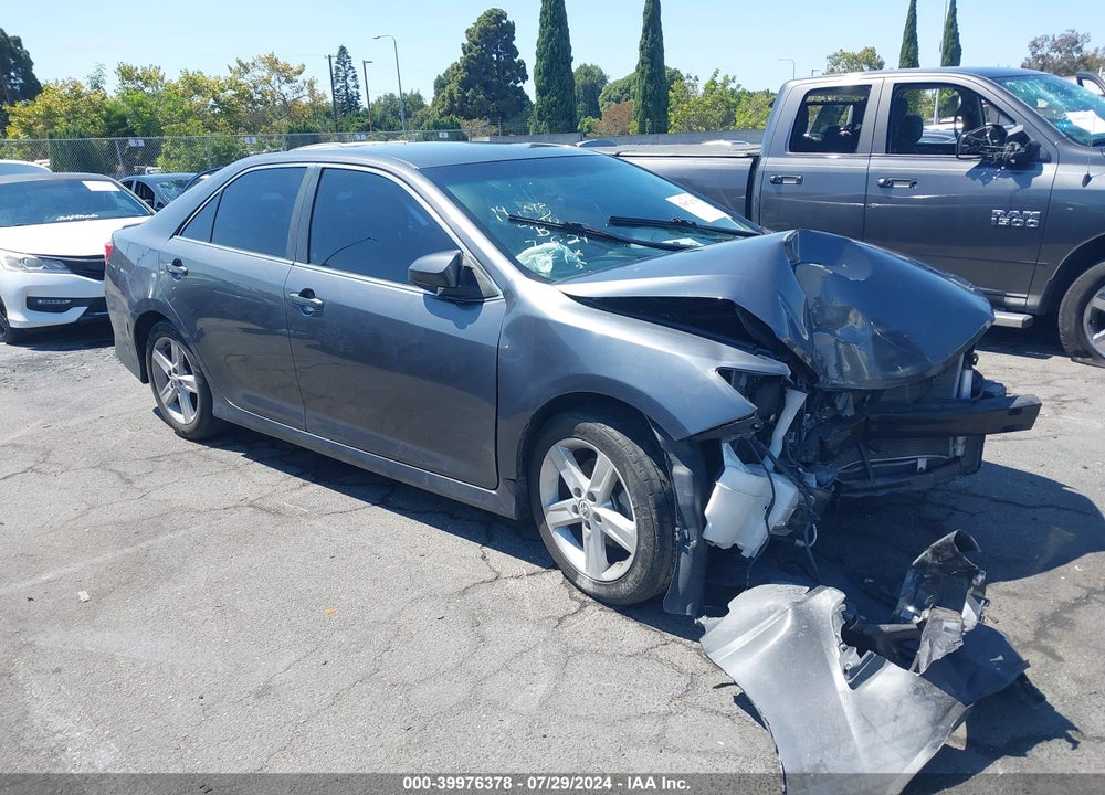 2013 TOYOTA CAMRY SE VIN: 4T1BF1FK0DU258213
